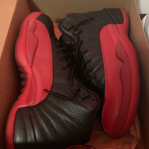 jordan retro 12 size 9